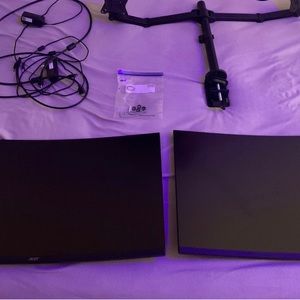 dual monitor setup